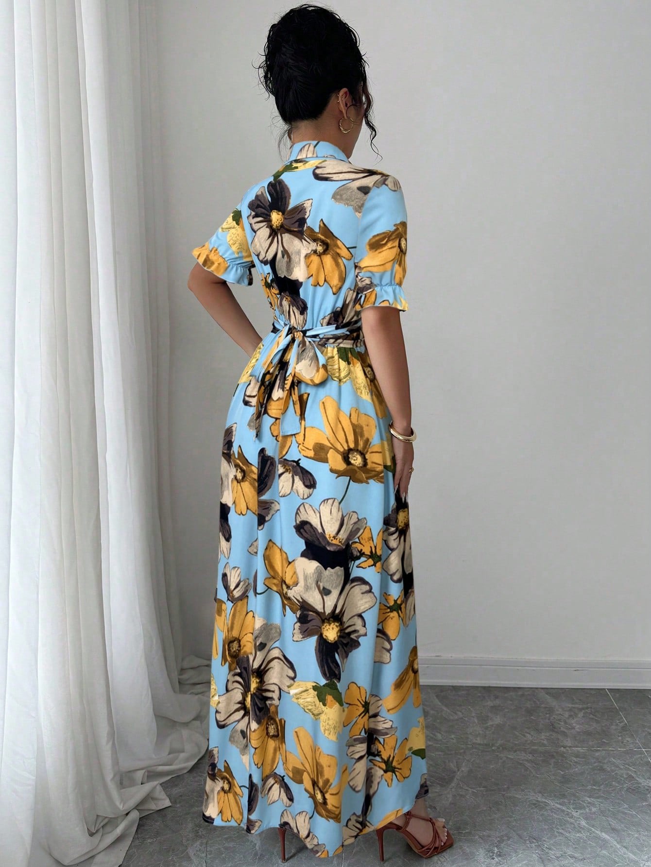 🌸 Floral Breeze Button-Down Maxi Dress 🌸